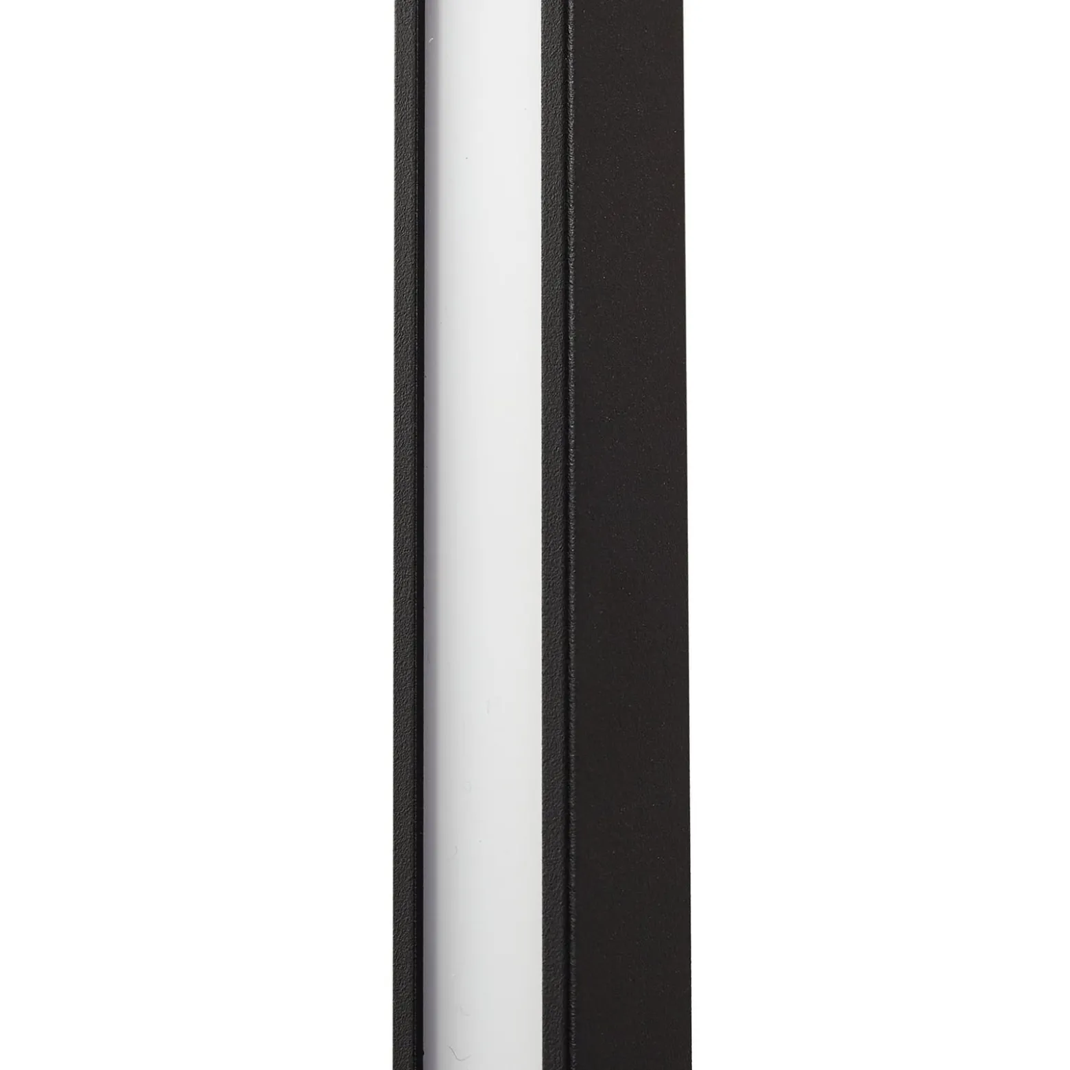 Lindby LED-seinävalaisin Neano, 120 cm, musta, metalli, IP54