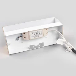 Lindby LED-seinävalaisin Quentin, 23cm leveä, kullanvärinen, metallia
