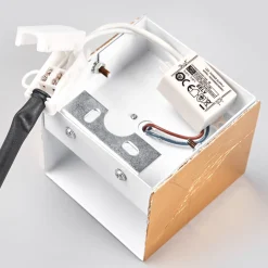 Lindby LED-seinävalaisin Quentin, 9 cm leveä, kullanvärinen, metallia