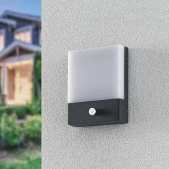 Lindby LED-seinävalaisin Vanira, antrasiitti, alumiini, anturi, IP54