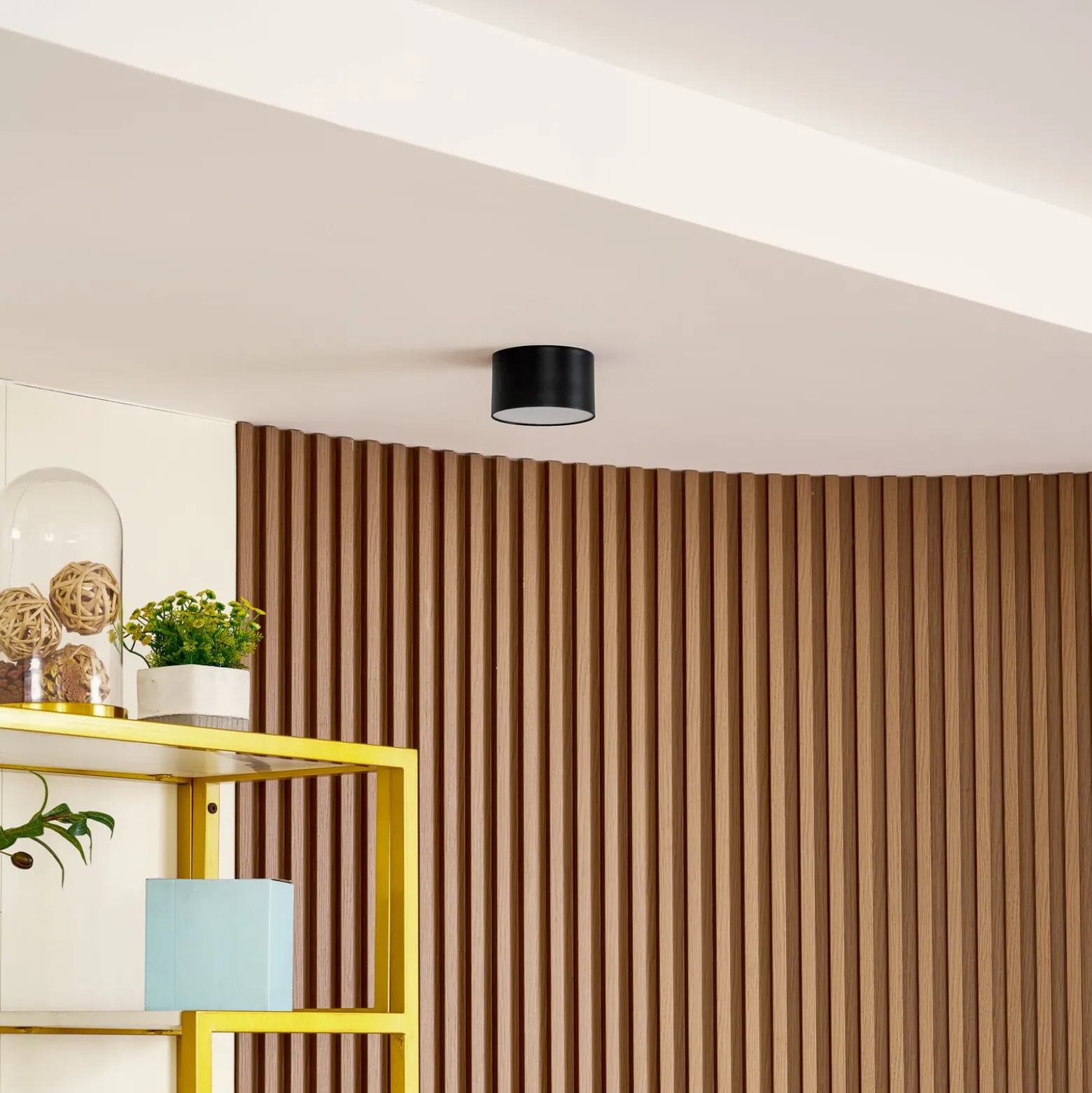 Lindby LED-valonheitin Nivoria, 11 x 7 cm, musta, metallia