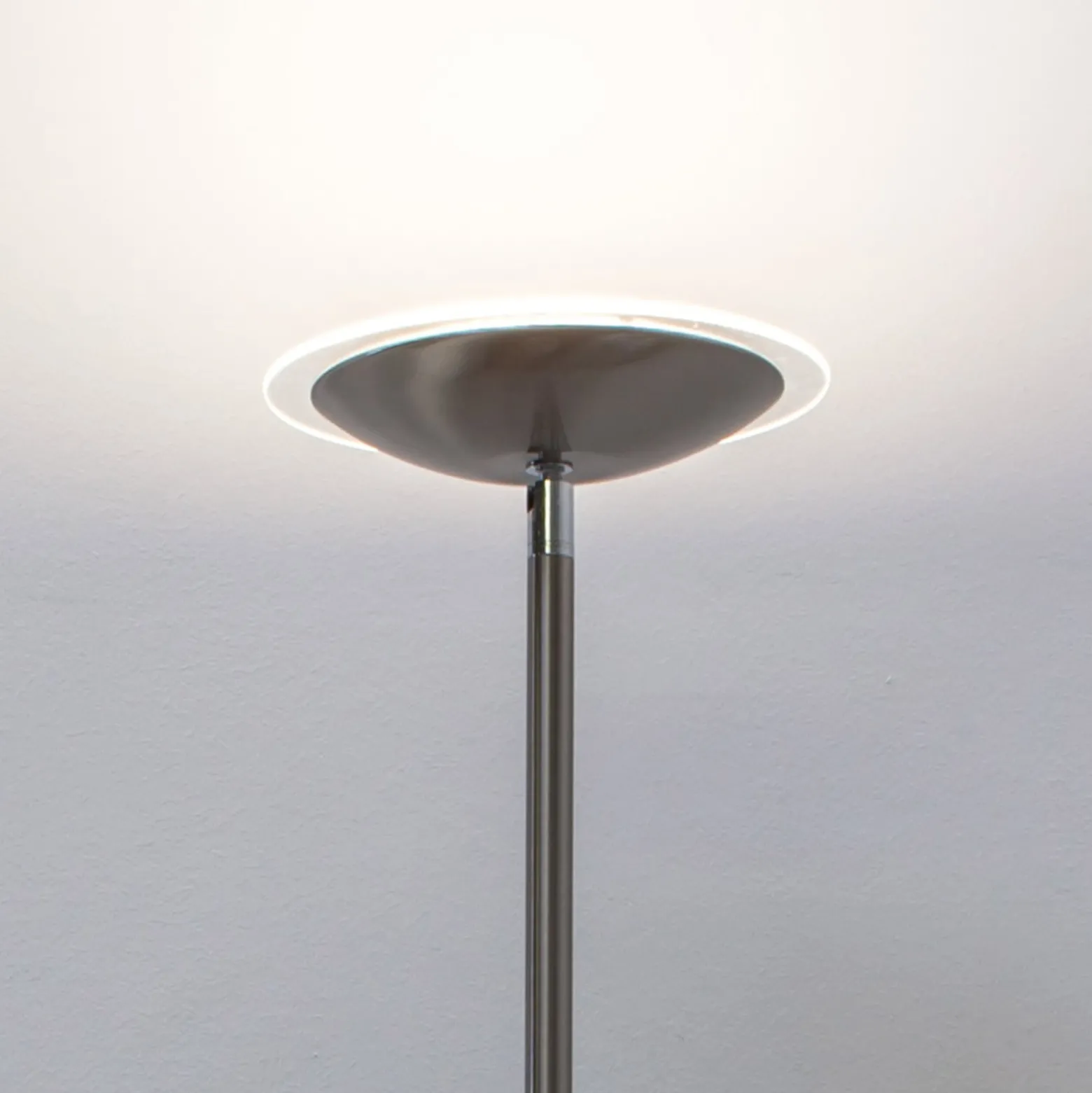 Lindby Malea LED-lattiavalo, nikkelivärinen, himmennettävä, 180 cm