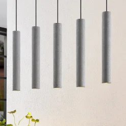 Lindby-riippuvalaisin Concretto, 100 cm, harmaa, 5-valo, betoni