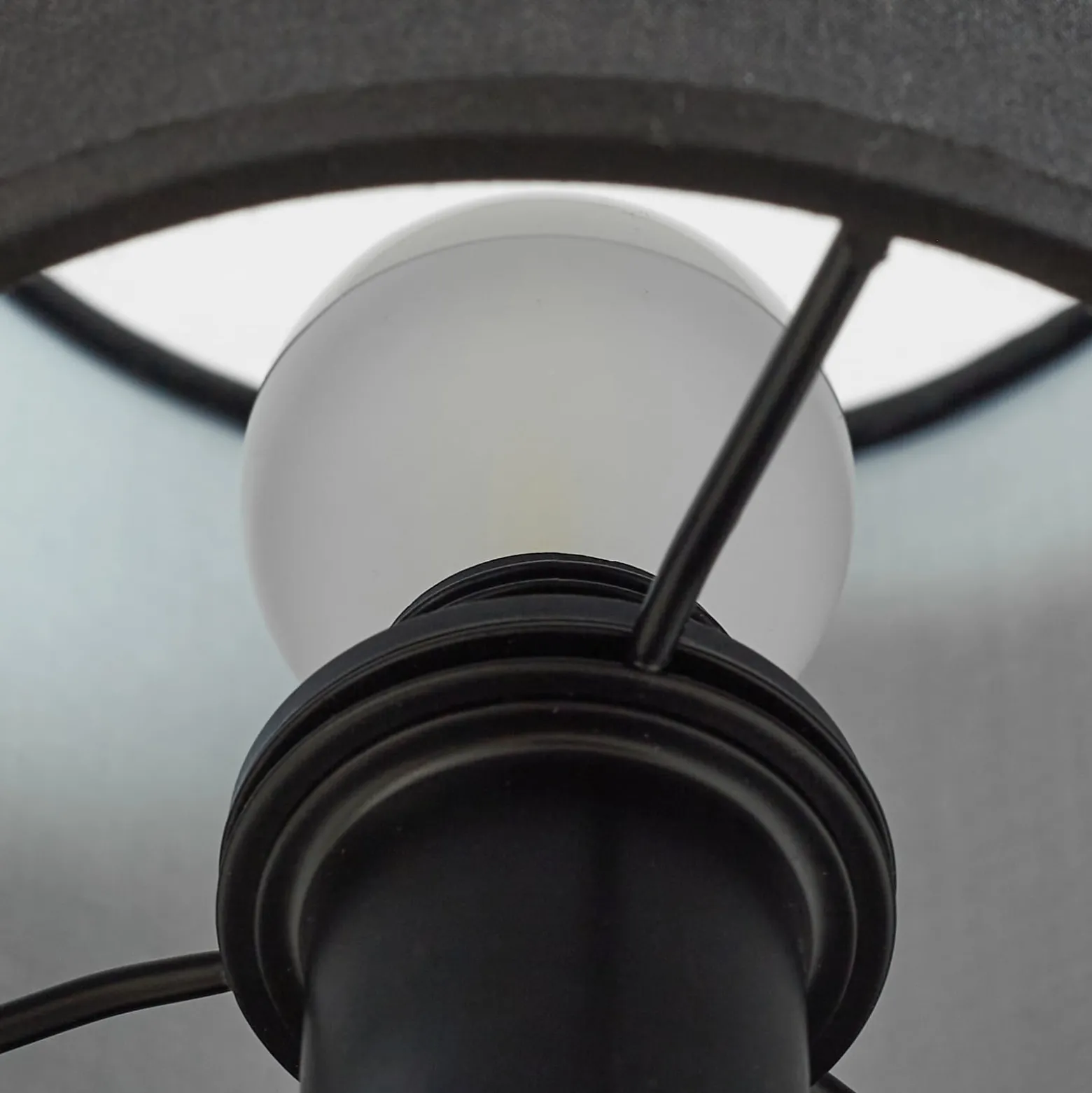 Lindby seinävalaisin Aiden, 30 cm, musta, LED-lukuvalo, E14