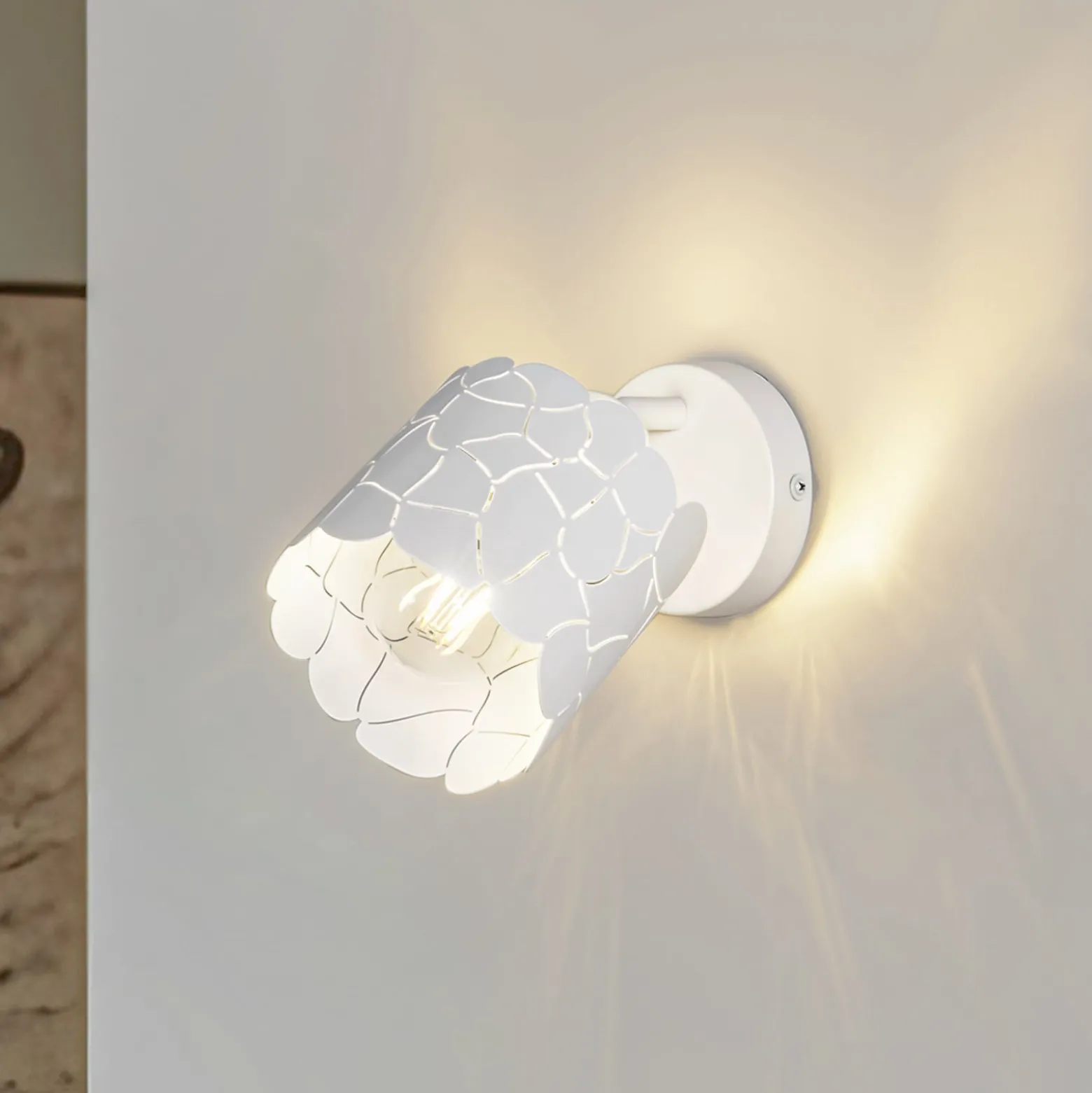 Lindby seinävalaisin Aralena, valkoinen, 1-valo, metalli, Ø 12 cm