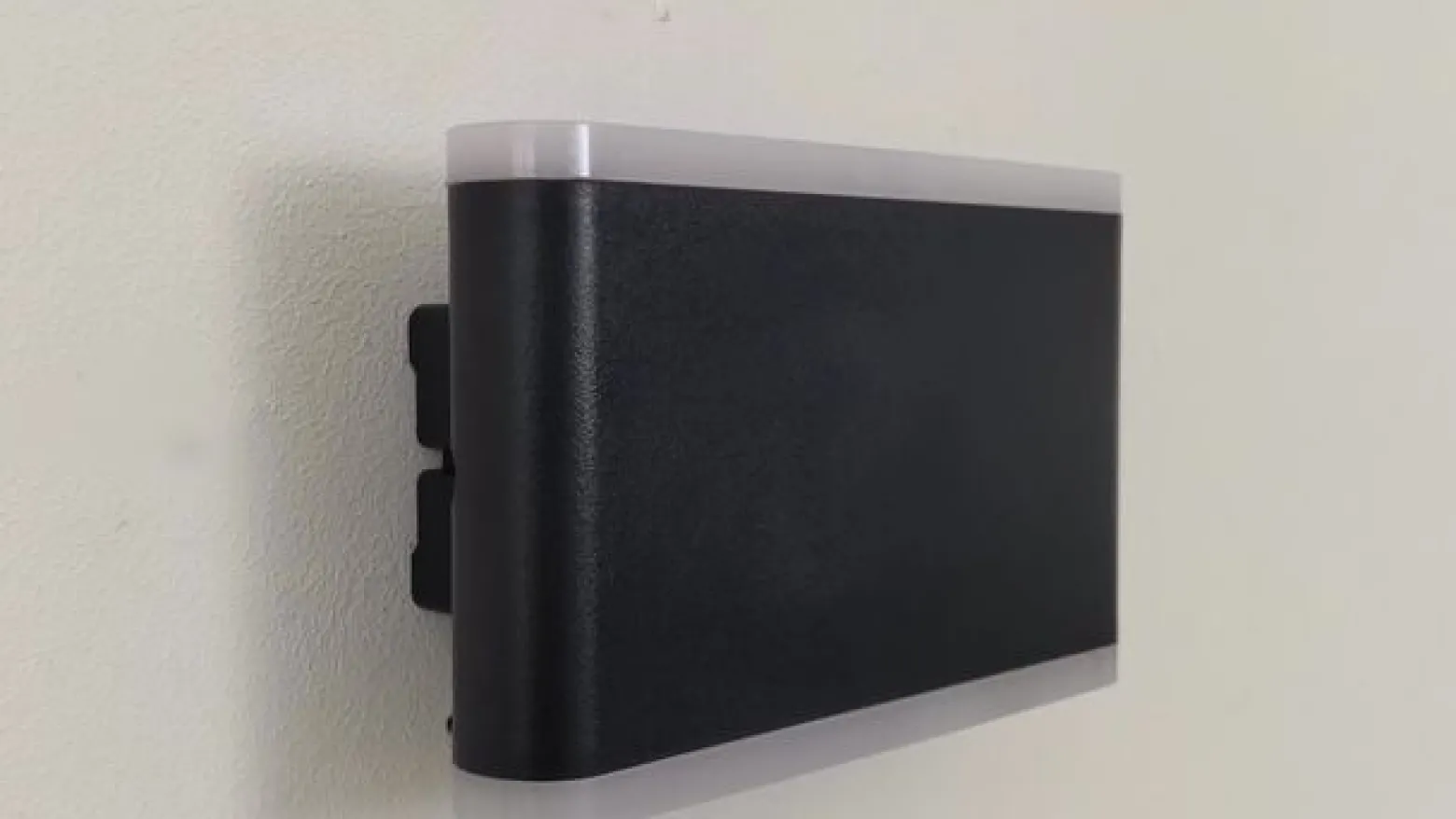 Lindby Smart LED-ulkoseinävalaisin Elvi, CCT, RGB, Tuya, IP54