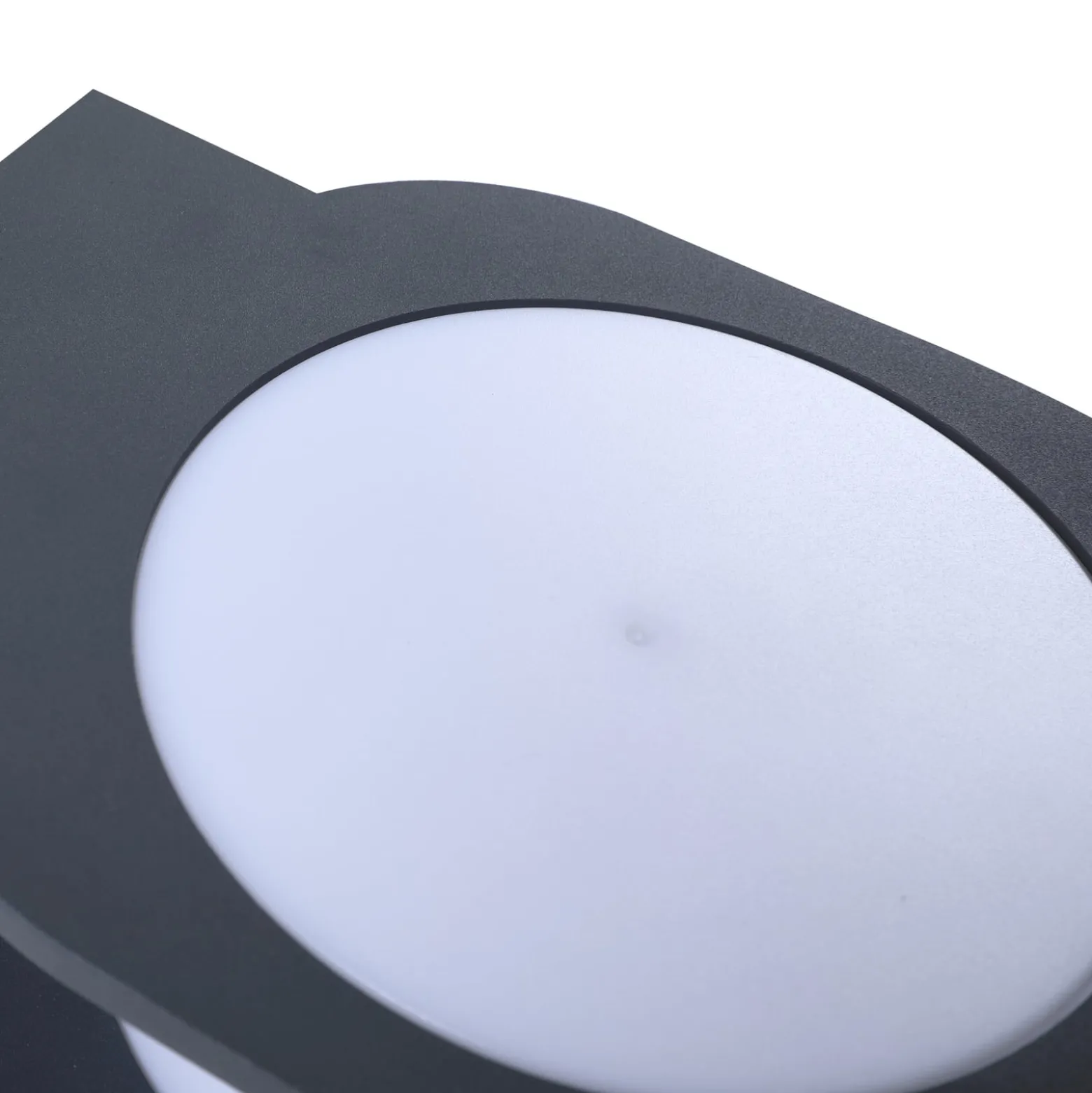 Lindby Smart LED-ulkoseinävalaisin Fyra, pyöreä, CCT, RGB, Tuya
