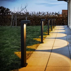 LOOM DESIGN LED-pylväsvalaisin Arn, corten-teräs, korkeus 70 cm, alumiini