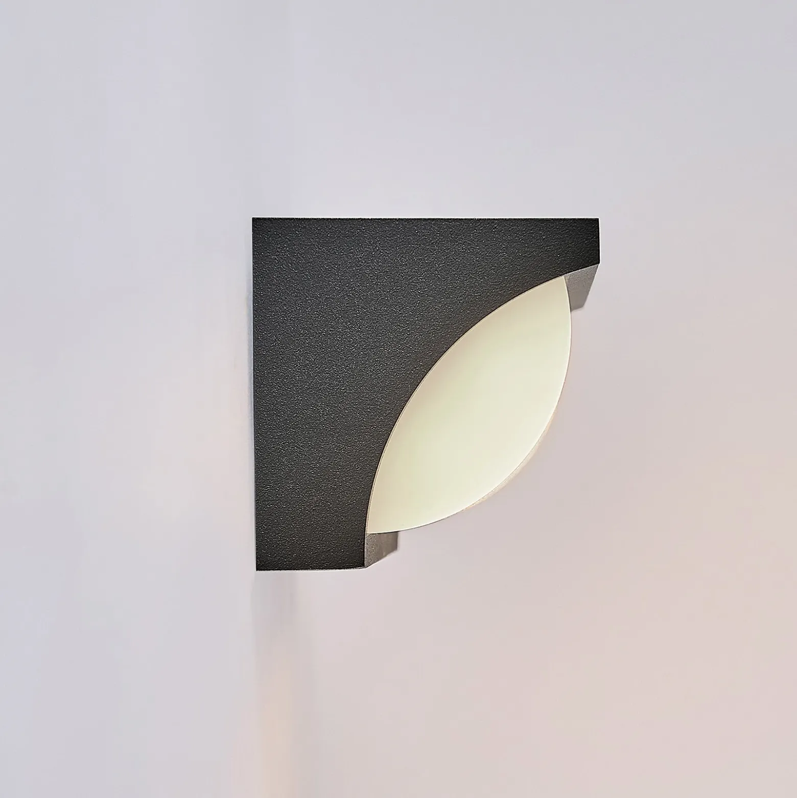 Lucande Aune LED-ulkoseinävalaisin