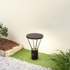 Lucande LED-aurinkokantavalaisin Elario, 44 cm, musta, anturi
