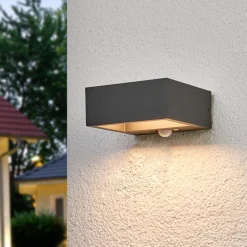 Lucande LED-aurinkoseinävalaisin Mahra, antrasiitti, metalli, anturi