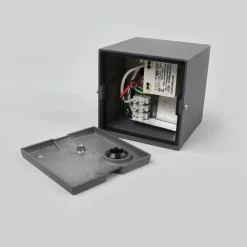 Lucande LED-kattovalaisin Tanea, 10x10 cm, tummanharmaa, IP54