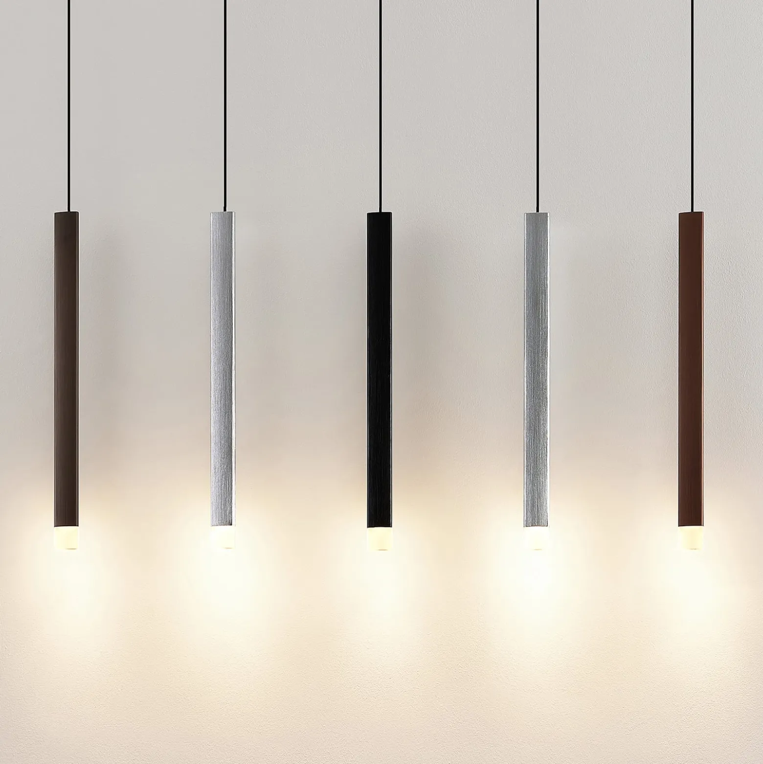 Lucande LED-riippuvalaisin Stoika, 88 cm, 5-lamppuinen, metalli