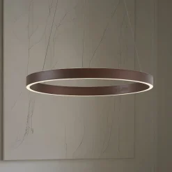 Lucande LED-riippuvalaisin Yonam, Ø 60 cm, 1-lamppuinen, ruskea, CCT