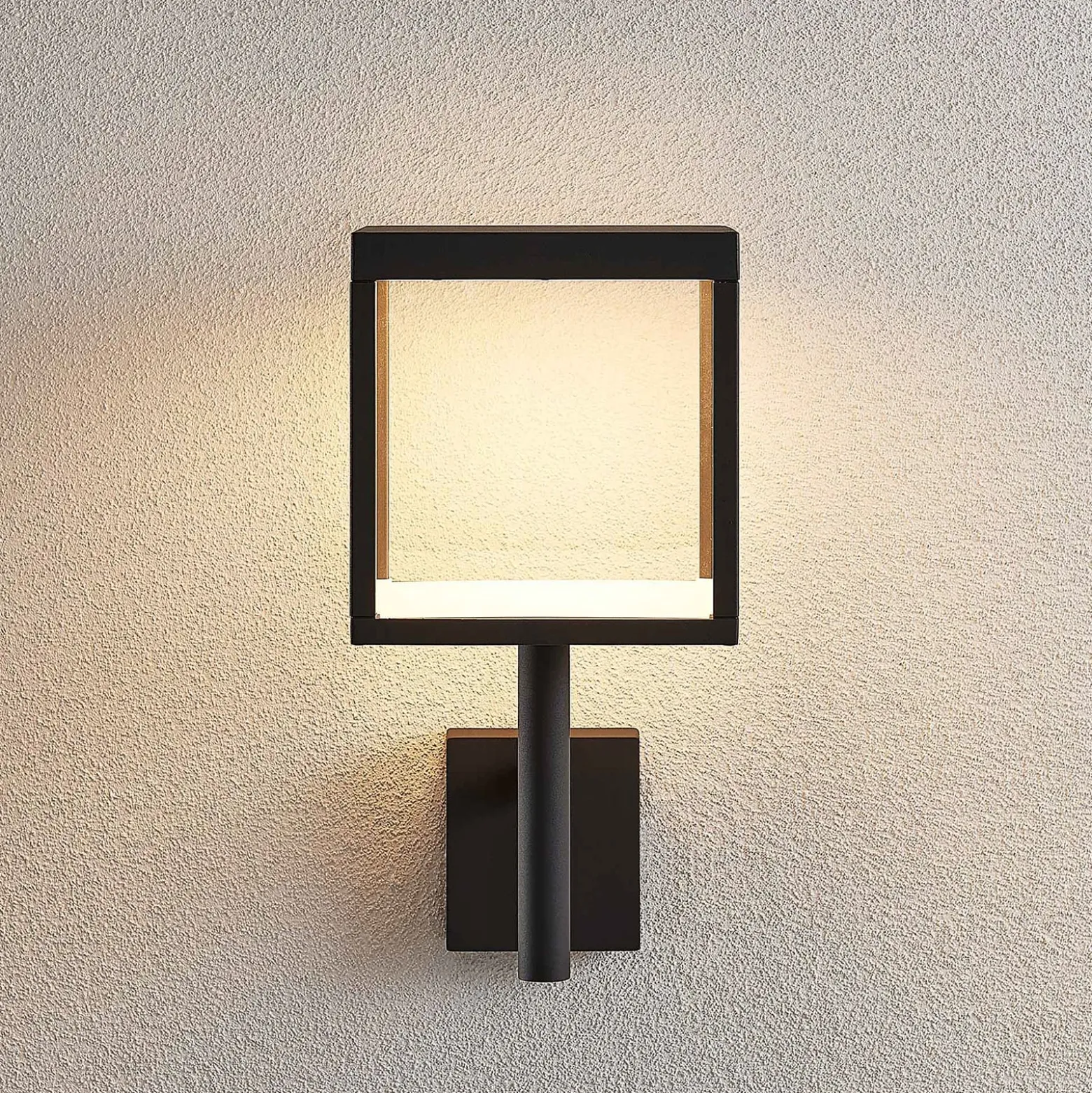 Lucande LED-seinävalaisin Cube, antrasiitti, lasi, 37cm, IP54