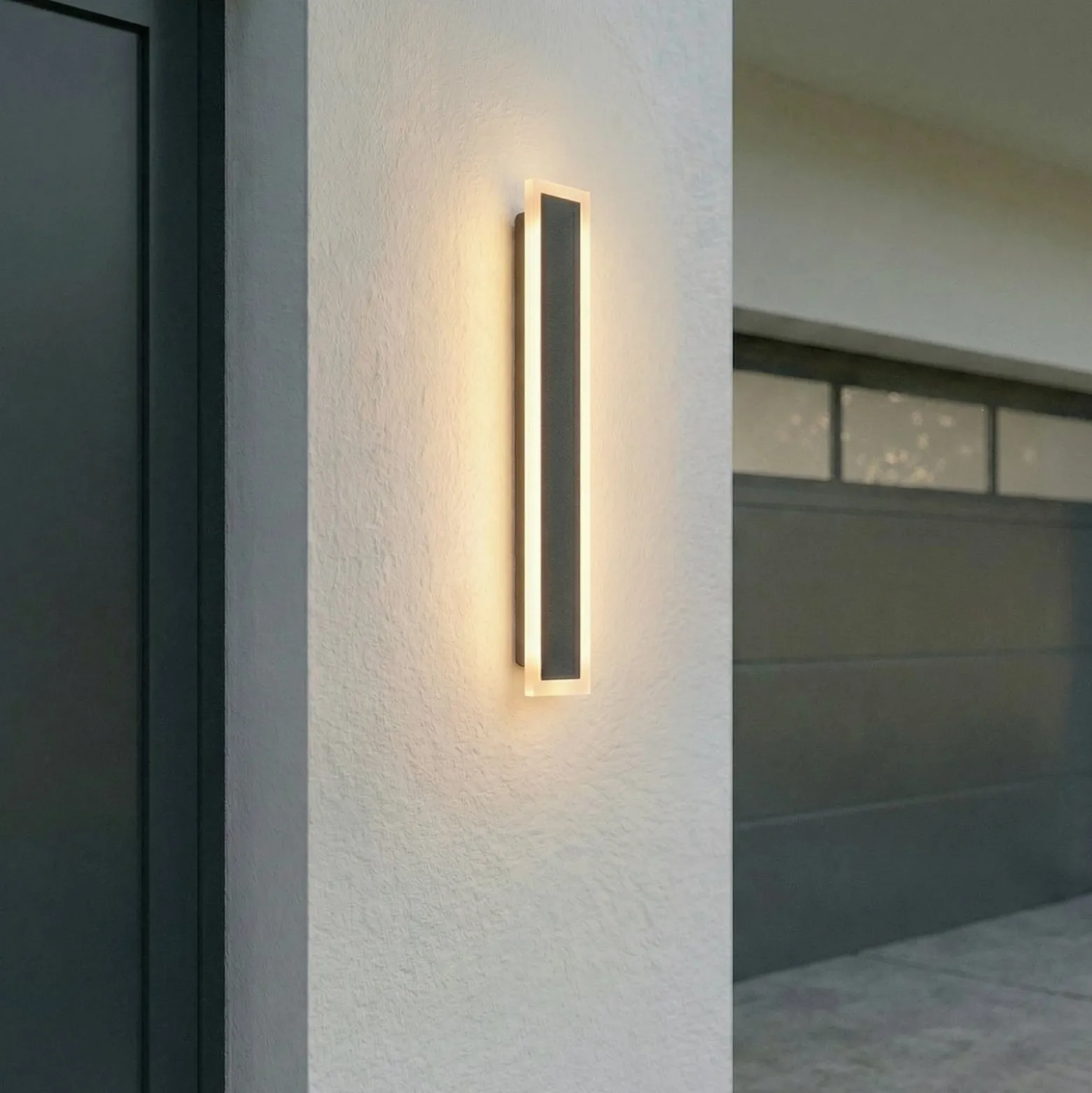 Lucande LED-ulkoseinälamppu Ilora, musta, 60 cm, CCT, IP65