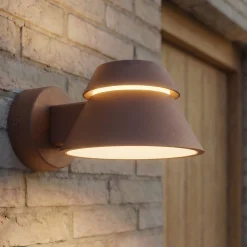 Lucande LED-ulkoseinävalaisin Moena, ruskea, metalli, IP44