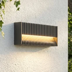 Lucande LED-ulkoseinävalaisin Tavion, 25 cm, antrasiitti, IP65