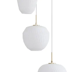 Lucande-riippuvalaisin Quinara, 3-valo, opaali, lasi, Ø 52 cm