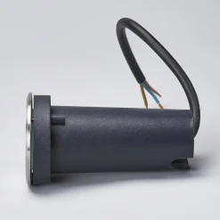 Lucande upotettava LED-lattiavalaisin Kenan, Ø 7cm, ruostumaton teräs, IP67