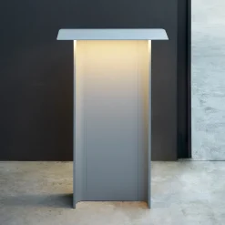 Luceplan Fienile-LED-pylväsvalo 72cm vaaleanharmaa