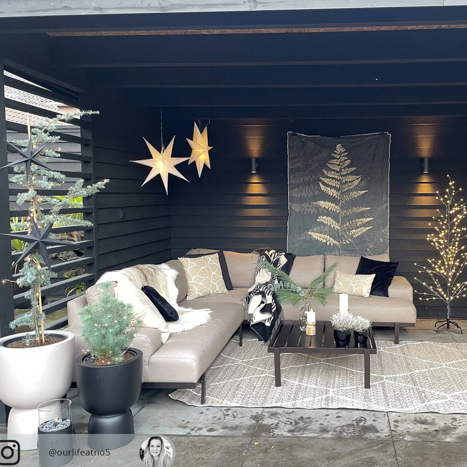 Luminen kimalteleva LED-puu Isaac