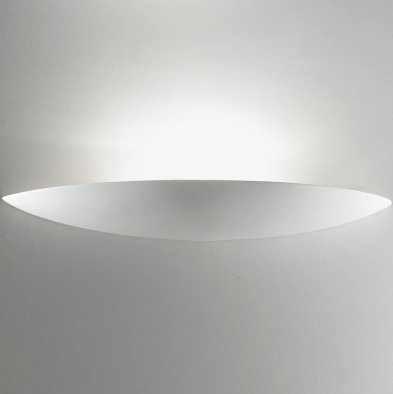 Maalattava Elegance-seinävalaisin 60 cm