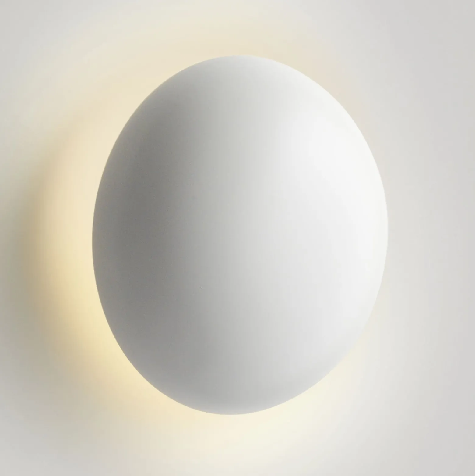 MARSET Babila -LED-ulkoseinälamppu Ø28cm valkoinen