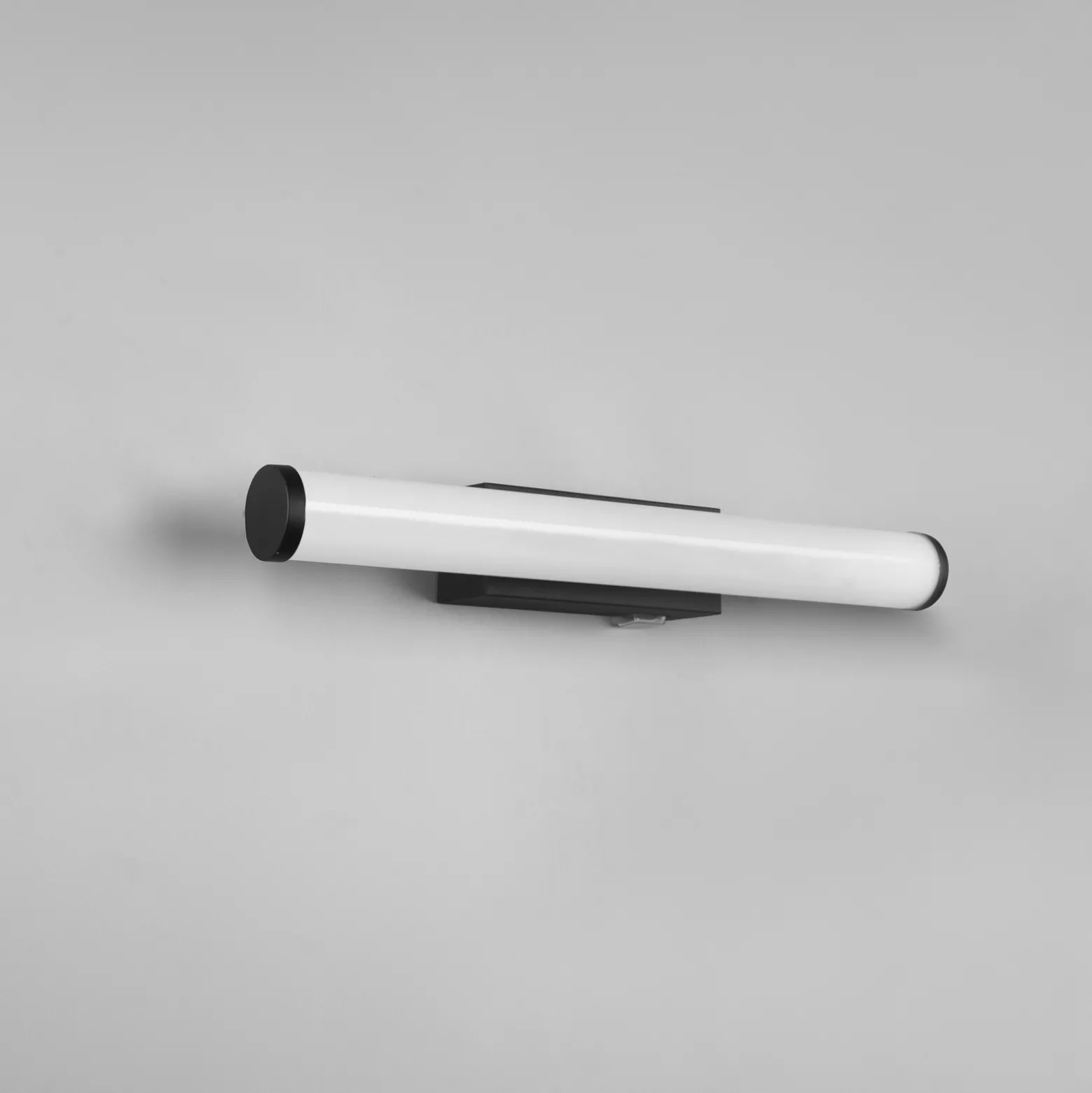 Mattimo LED-seinävalaisin, leveys 40 cm, musta, kytkin