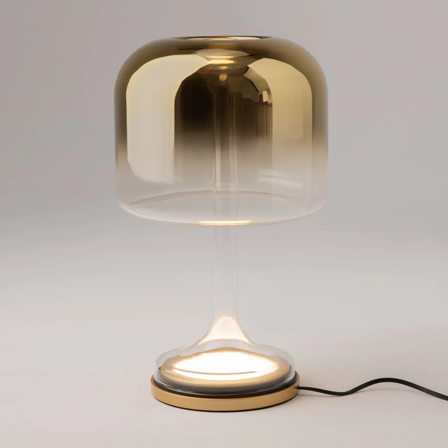 Maytoni LED-pöytävalaisin Spirito, kulta, lasi, korkeus 42 cm