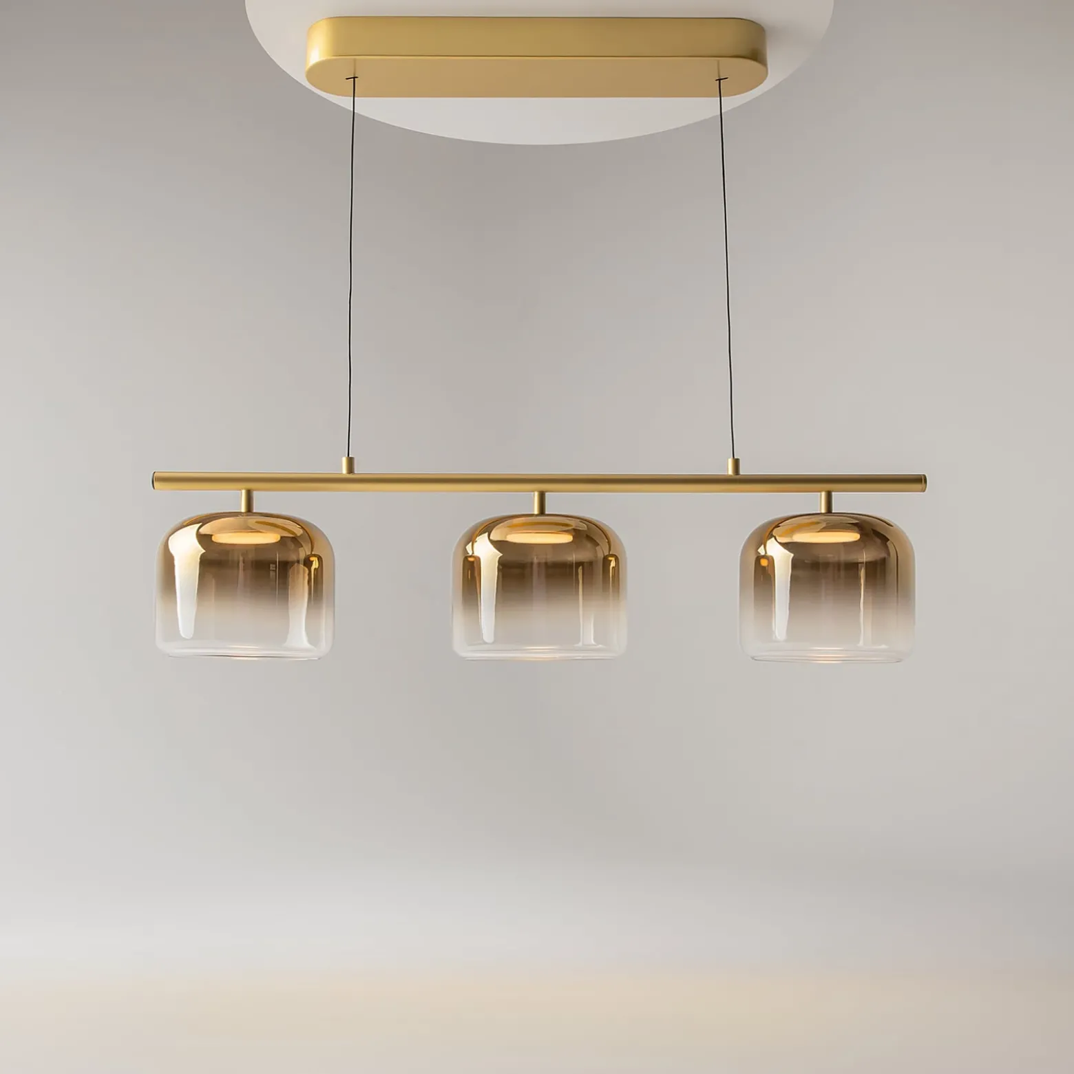 Maytoni LED-riippuvalaisin Spirito, 3-lamppuinen, kullanvärinen, himmennettävä