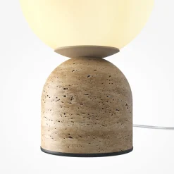 Maytoni pöytävalaisin Tavo, beige, kivi/lasi, korkeus 25 cm