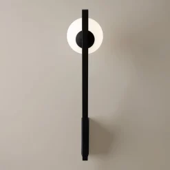 Maytoni seinävalaisin Kazmir, musta, korkeus 35 cm, metallia