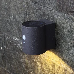 MEGATRON Loky LED-aurinkoseinävalaisin, anturi, pyöreä