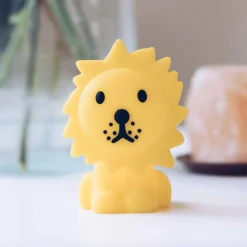 Mr Maria Lion -yövalo Bundle of Light, 12,6 cm