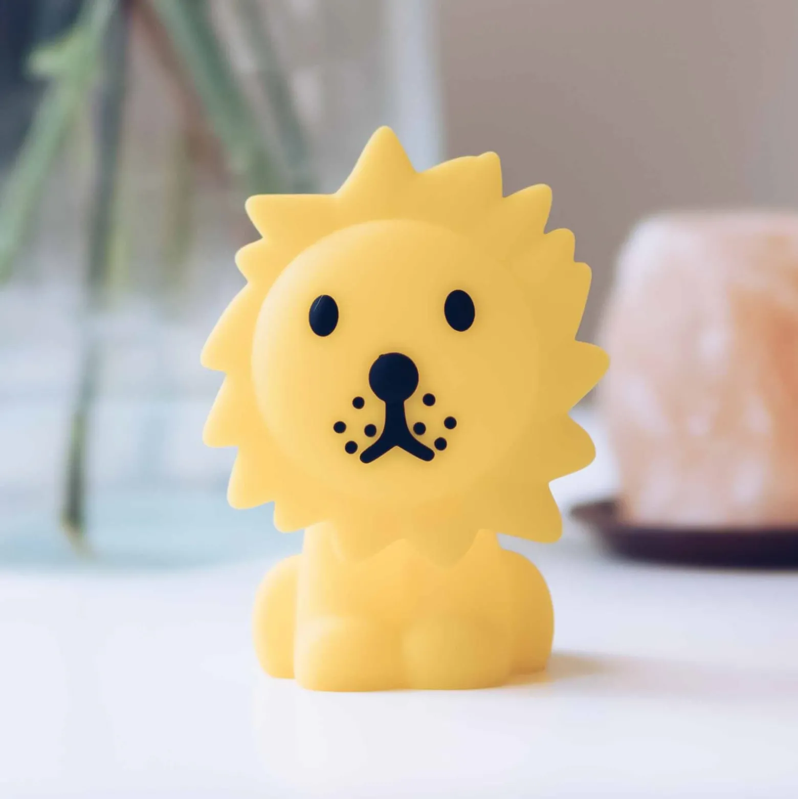 Mr Maria Lion -yövalo Bundle of Light, 12,6 cm