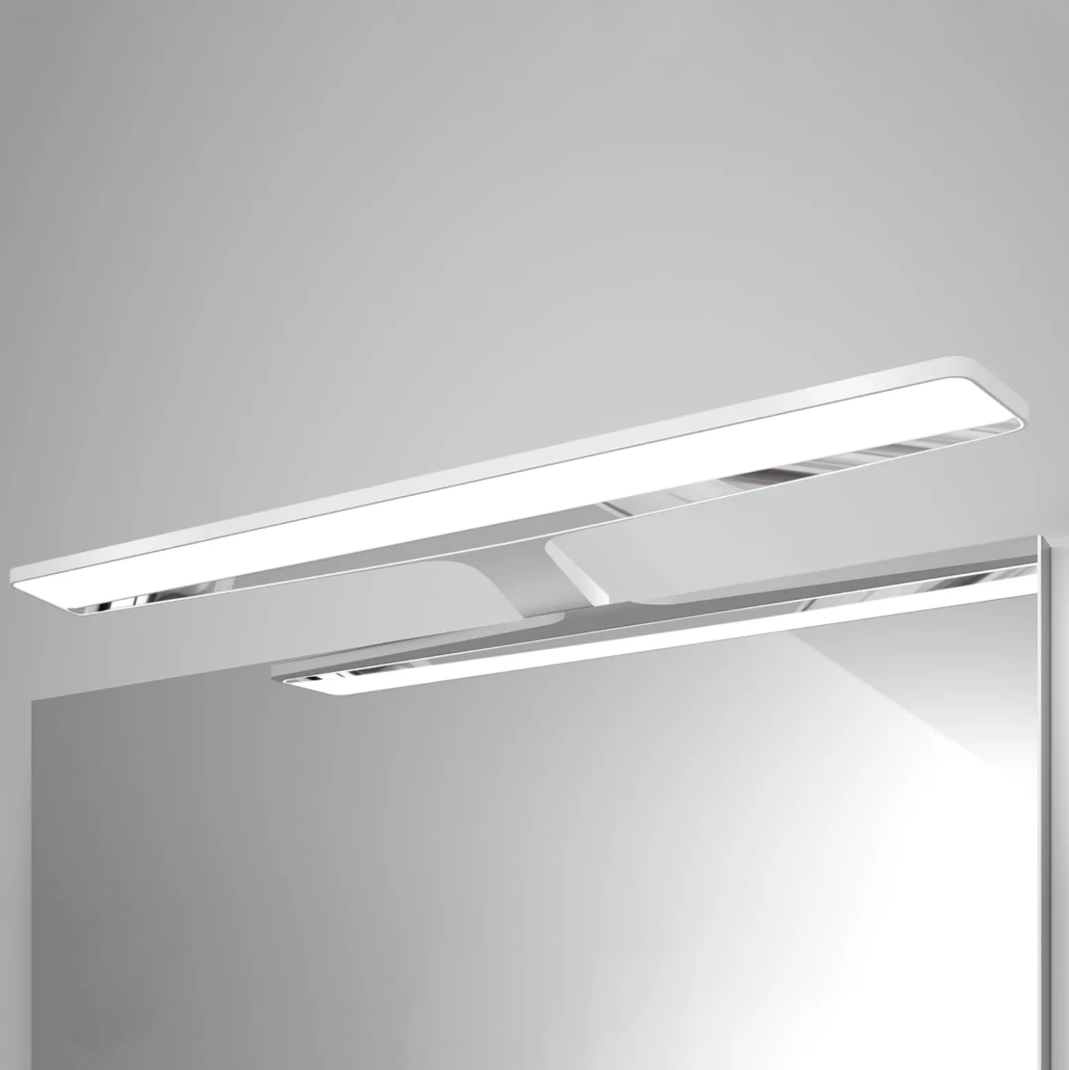 Nayra – valkoinen LED-peilivalaisin