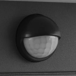 Nestos LED jalustavalaisin liiketunnistimella, IP54