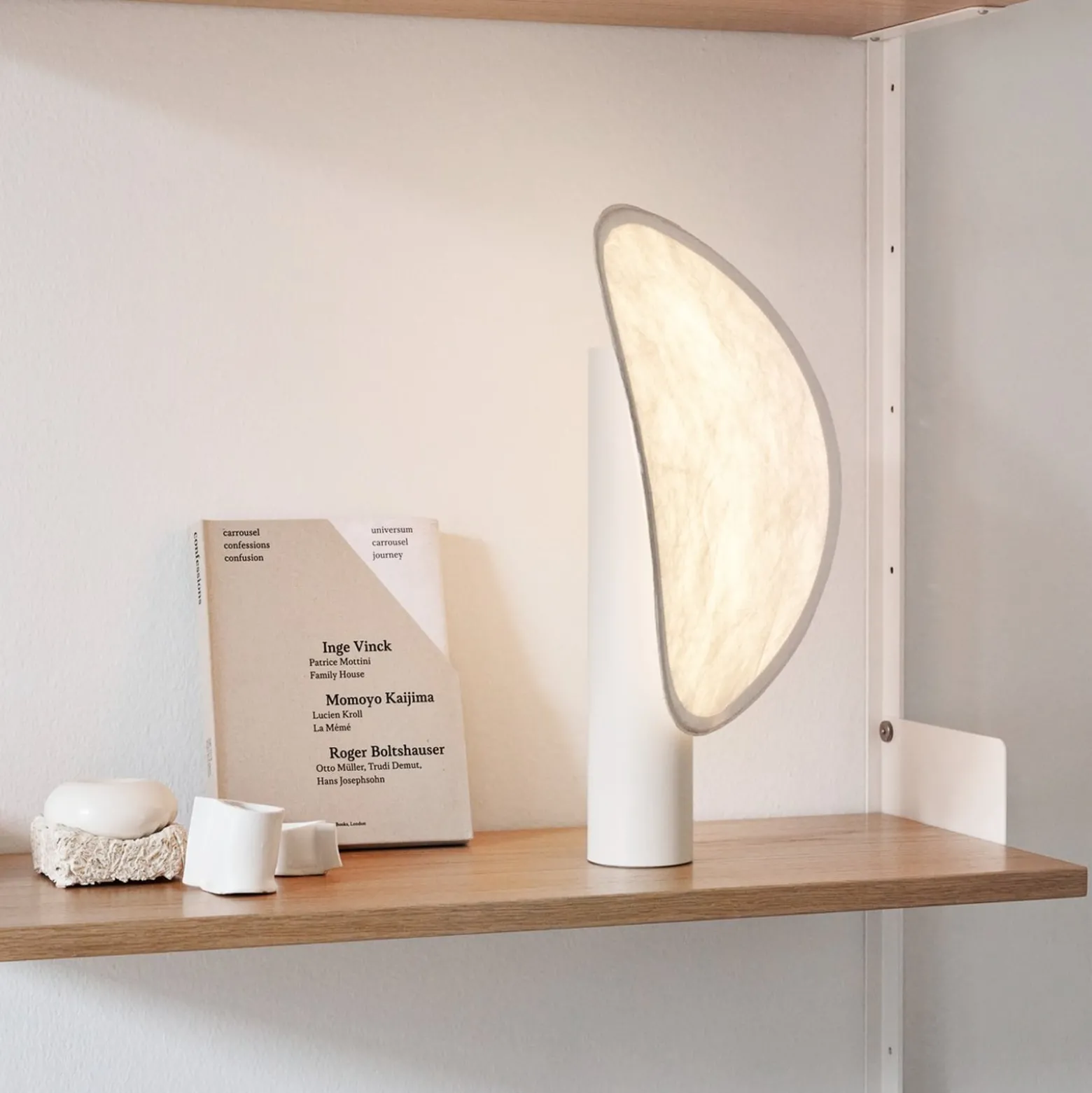 New Works Tense -LED-akkukäyttöinen pöytävalaisin, valkoinen, 43 cm