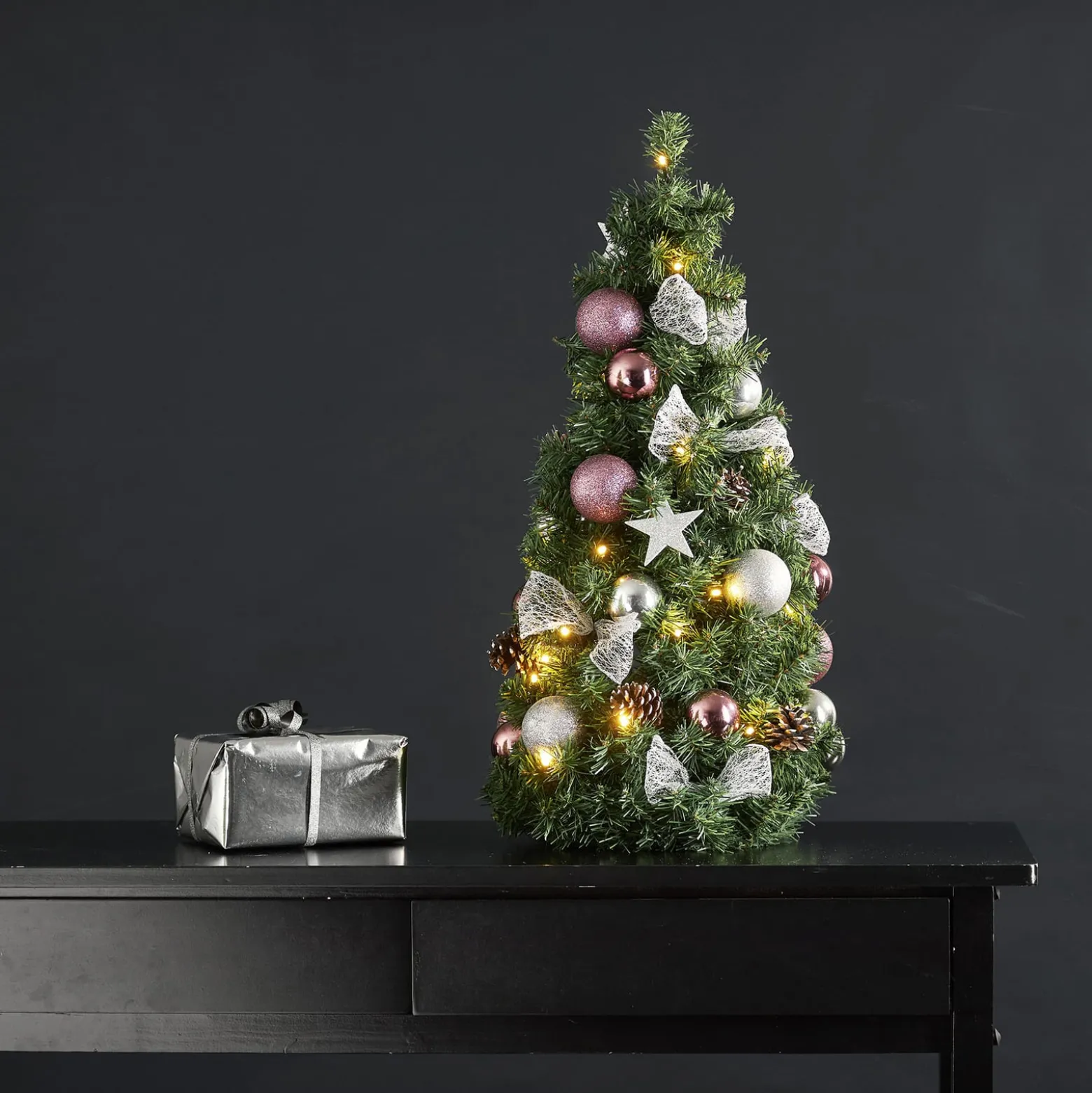 Noel-LED-kuusikoriste, kartio, hopea/vaal.pun.