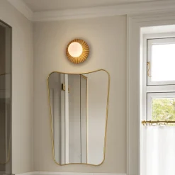 Nuura seinälamppu Liila Muuse, Ø 20 cm, IP44, kulta/opaalinen