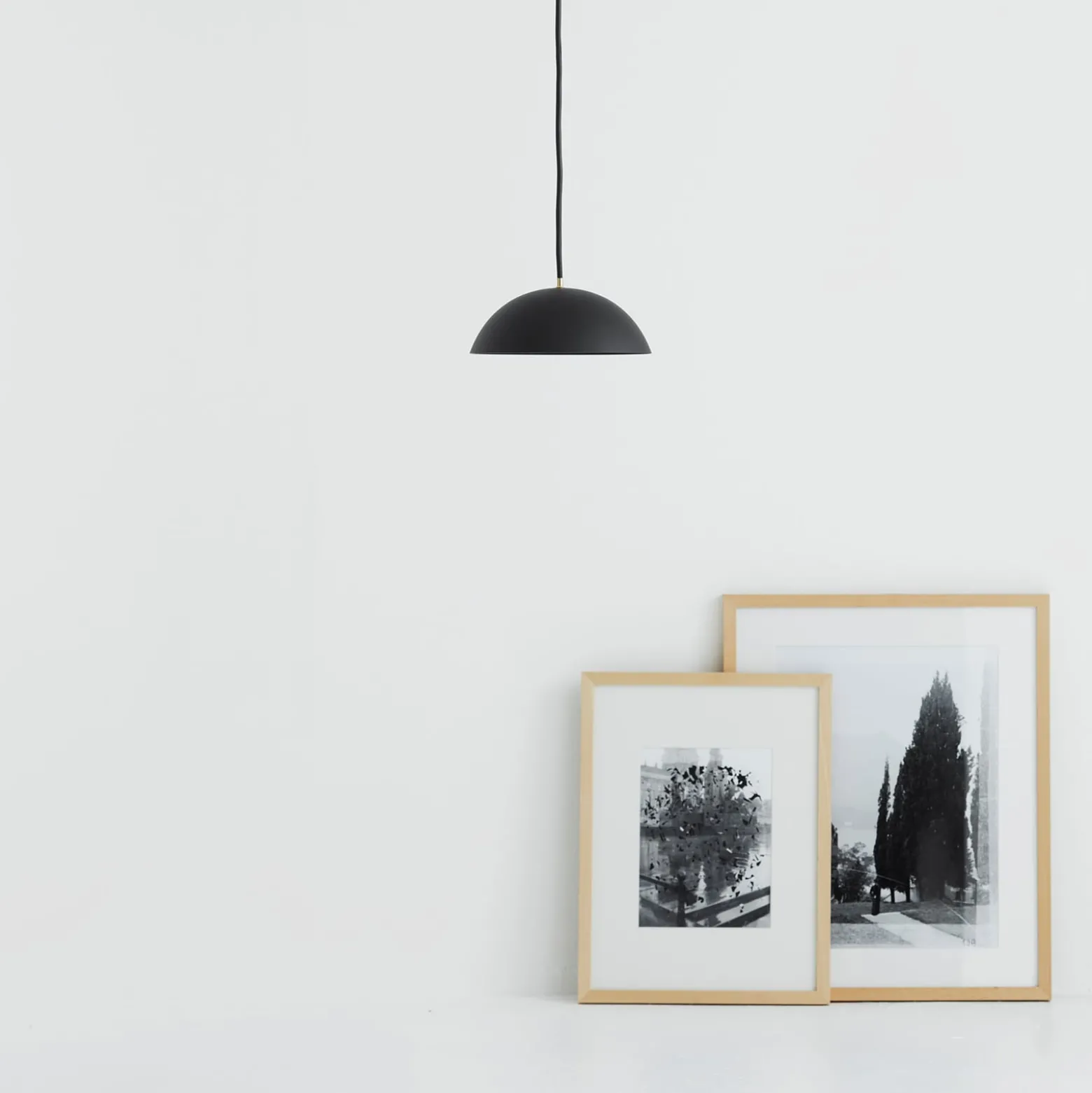 Nyta Pong Katto LED-riippuvalaisin, kaapelin pituus 5m
