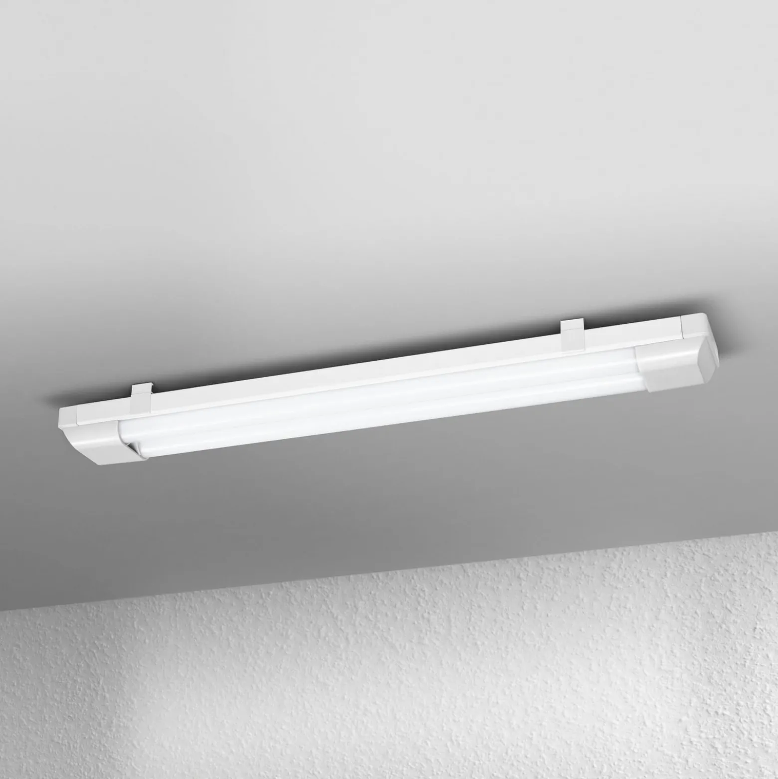 OSRAM LED-valolista POWER BATTEN, 4 000 K, 60 cm, 2-lamppuinen.