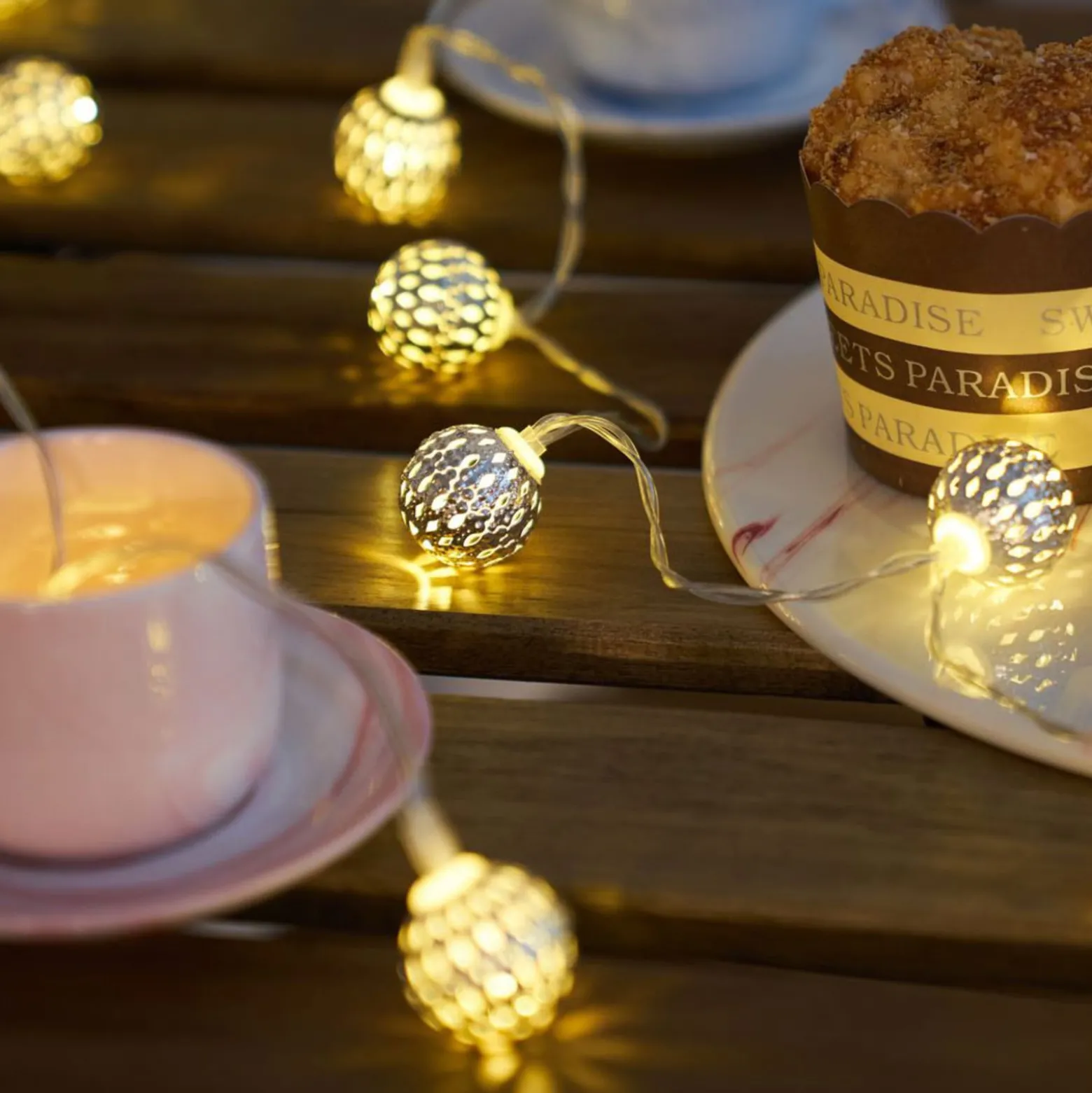 Pauleen Sunshine Glamour -aurinko-valoketju, hopea