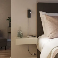 Paulmann Hulda USB LED-seinäspotti, himmennettävä, musta, kytkin