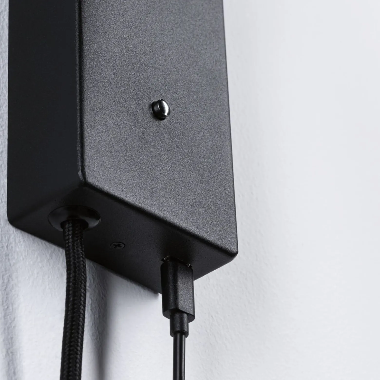 Paulmann Hulda USB LED-seinäspotti, himmennettävä, musta, kytkin