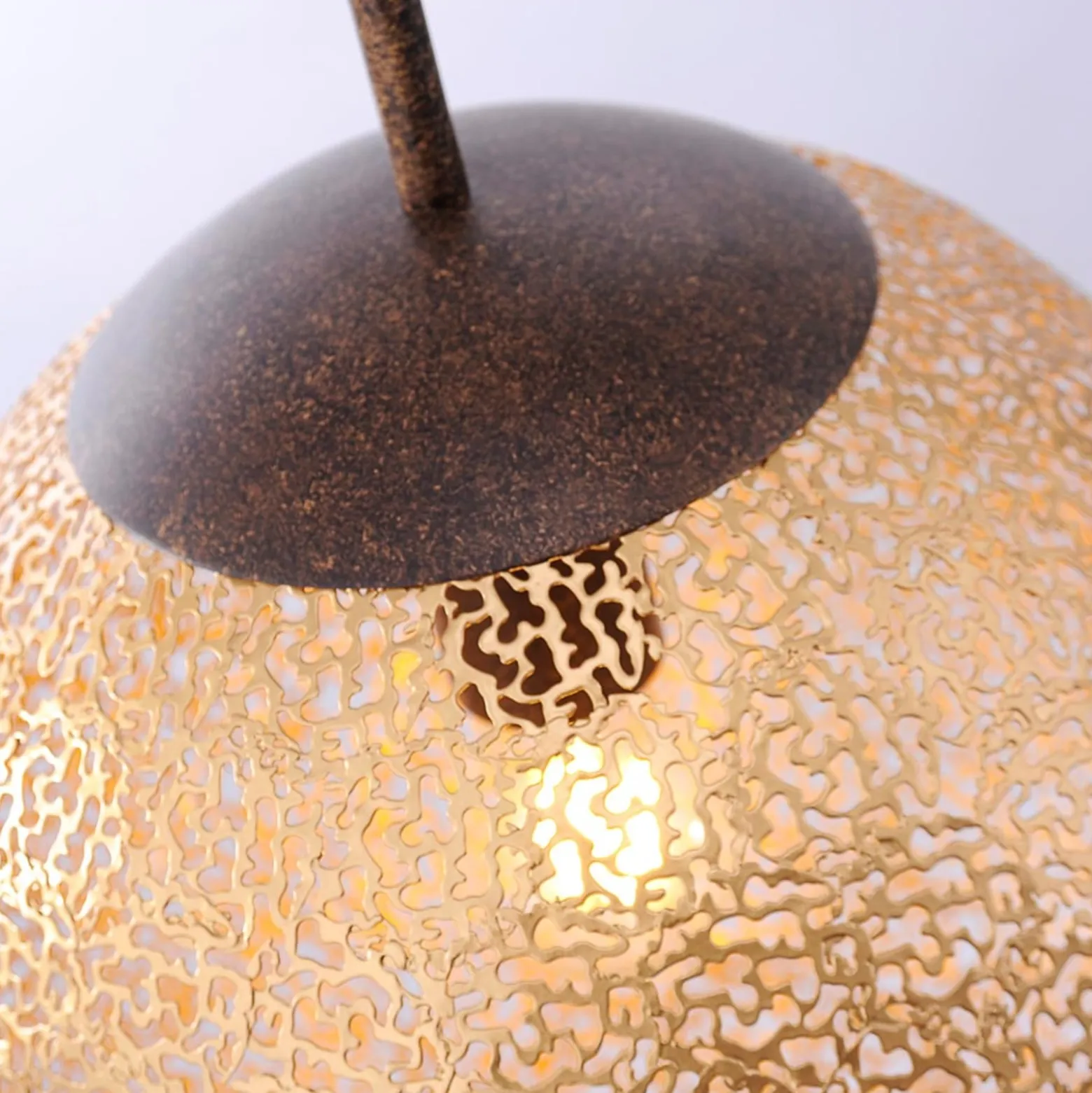 Paul Neuhaus Greta-riippuvalaisin, Ø 30 cm, kullanvärinen, metallia