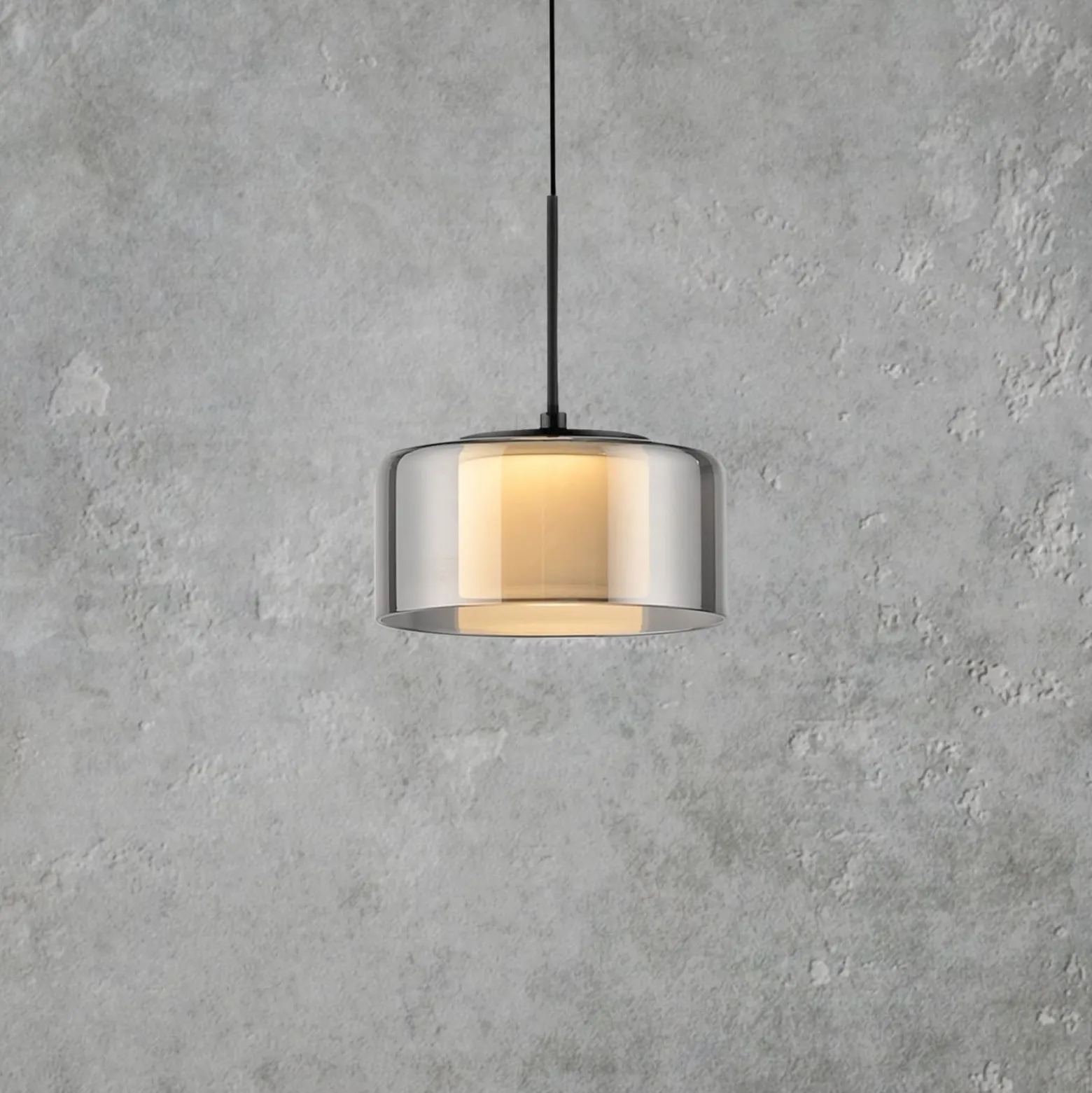 Paul Neuhaus LED-riippuvalaisin Rika, Ø 15 cm, lasia, himmennettävä