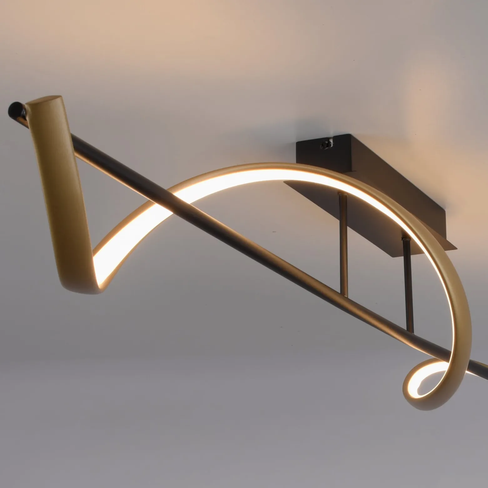Paul Neuhaus Q-Swing -kattovalo antras./messinki