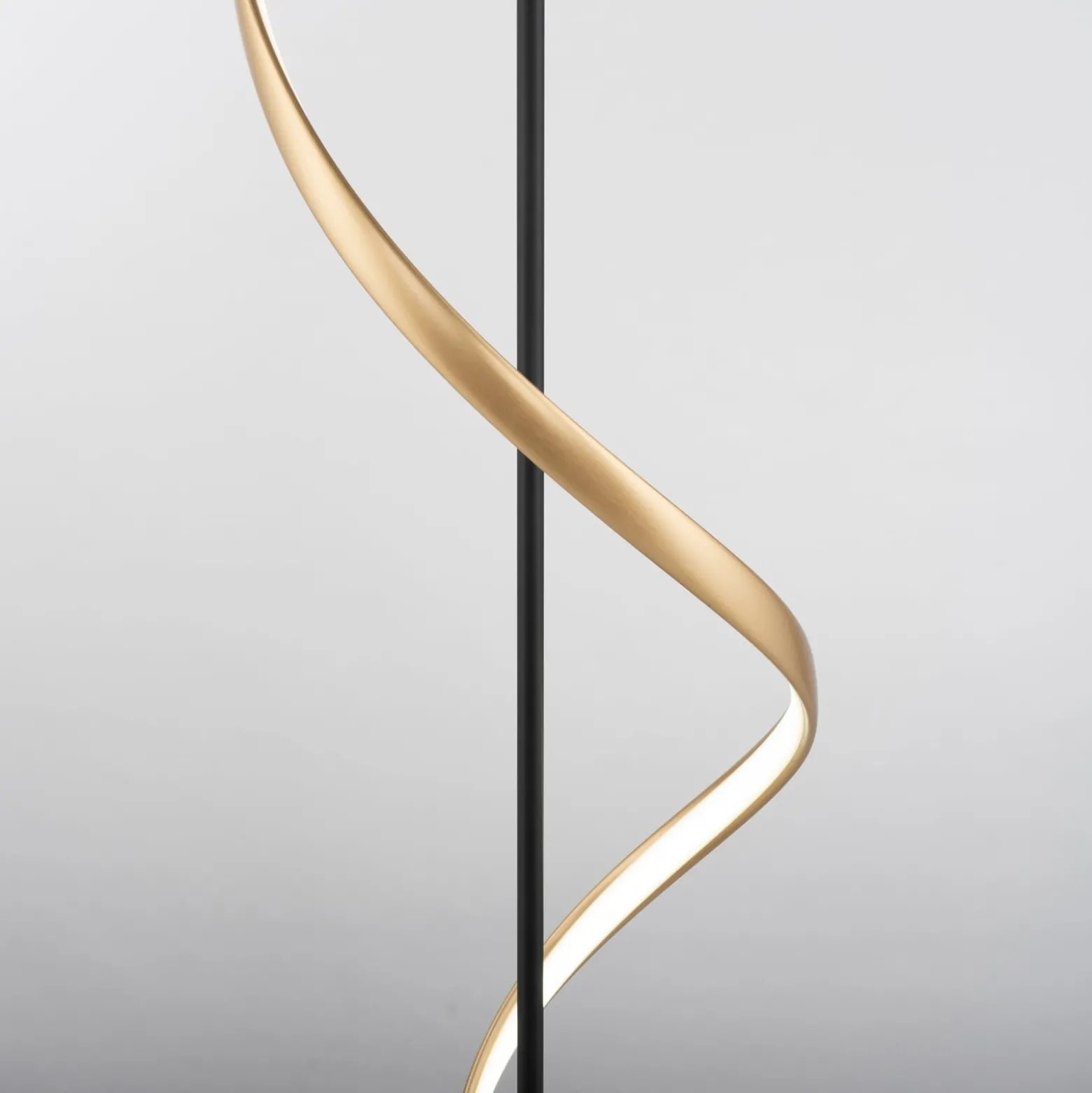 Paul Neuhaus Q-Swing -lattiavalo antras./messinki